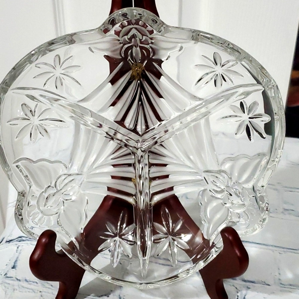 VINTAGE GORHAM "ANGELS OF PEACE" 8" DIVIDED DISH IN BOX